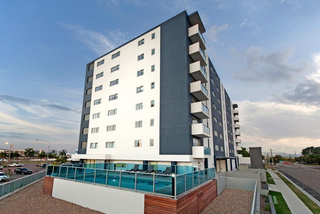 Allure Hotel & Apartments Townsville Kültér fotó